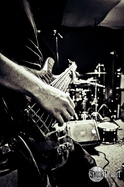 me&bass