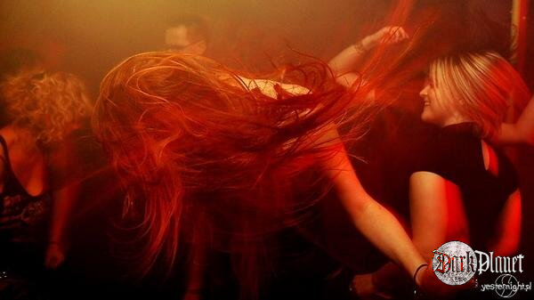 by Bartosz Sarama / yesternight.pl  (duzo energiii!!!)