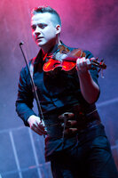 Future Folk, Hunter