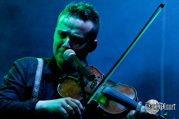 Future Folk, Hunter
