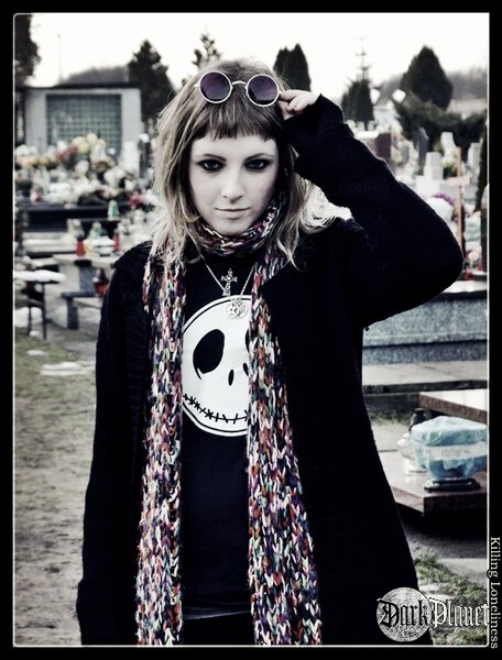 I adore cemeteries.