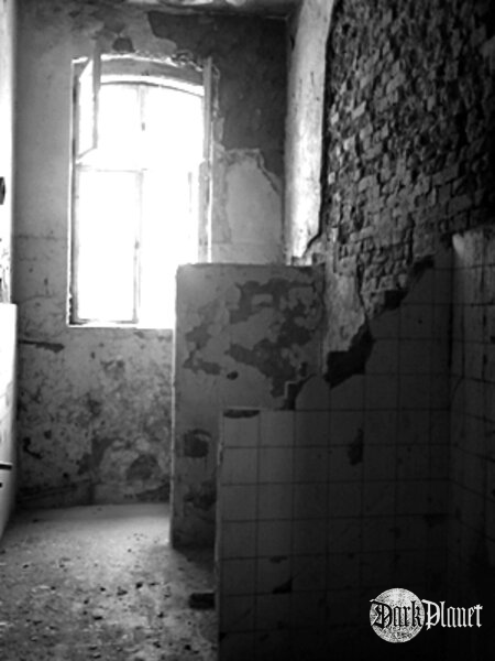 Opuszczony szpital psychiatryczny w Owińskach