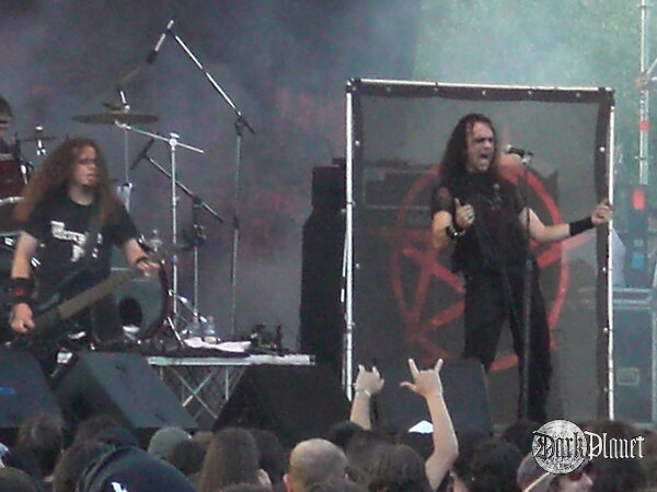 <div align="center"><strong>moonspell</strong></div>