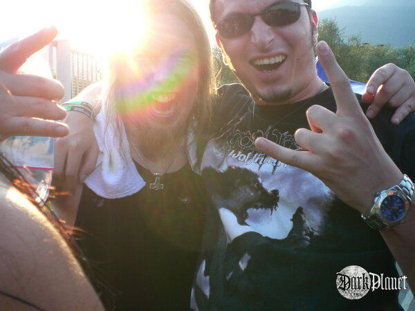 <div align="center"><strong>amon amarth</strong></div>