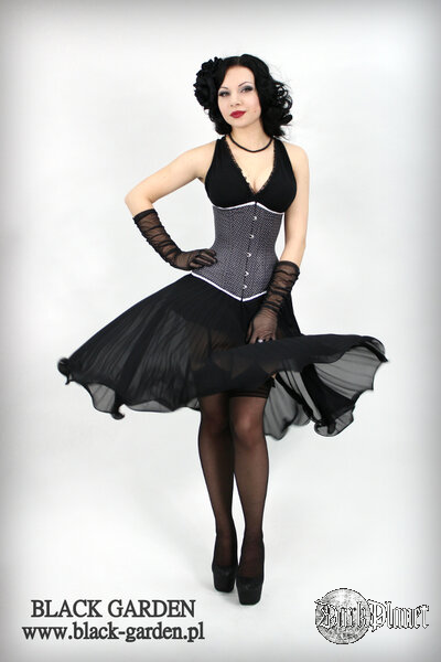 Modelka Koseatra/ sklep Black Garden