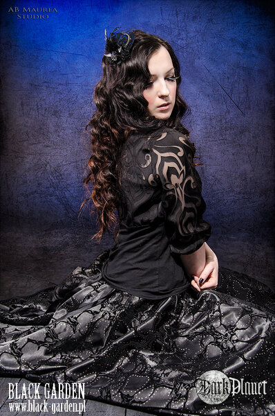 Modelka Silver Wolfie/Sklep Black Garden