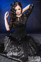Modelka Silver Wolfie/Sklep Black Garden