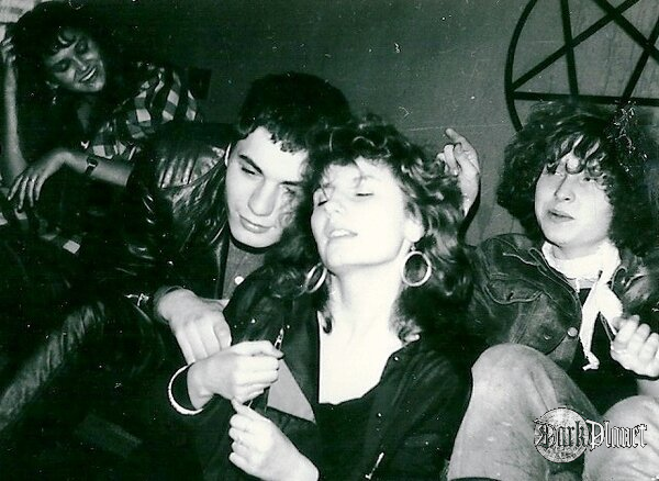 rok 1985 szczecin przed koncertem iron maiden w Katowickim spodku
