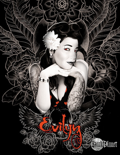 EVILyn Pin Up