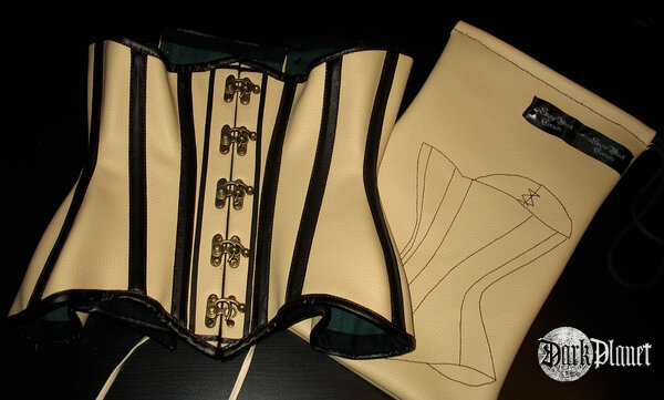 gorset [fetish]
