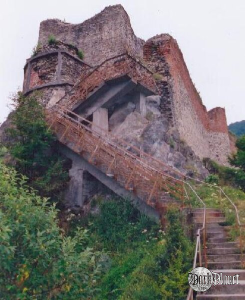 zamek  DRACULI