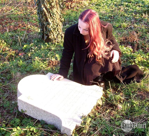 And bury me deep in inside your heart...