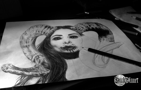 "Lady (D)evil" w progresie.