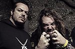Cavalera Conspiracy "coveruje" "Roots" na żywo
